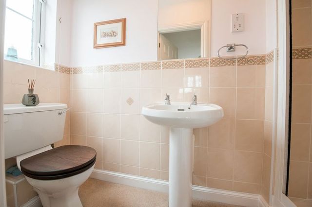  Image of 4 bedroom Detached house for sale in Rivets Close Aylesbury HP21 at Rivets Close  Aylesbury, HP21 8JP