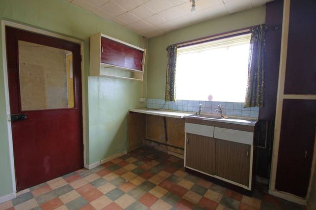 Image of 3 bedroom Terraced house for sale in Roche Way Bloxwich Walsall WS3 at Roche Way  Walsall, WS3 2QS