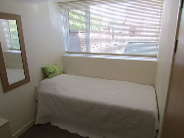  Image of 1 bedroom Semi-Detached house to rent in Rosemary Avenue Worcester WR2 at Rosemary Avenue  Worcester, WR2 5HE