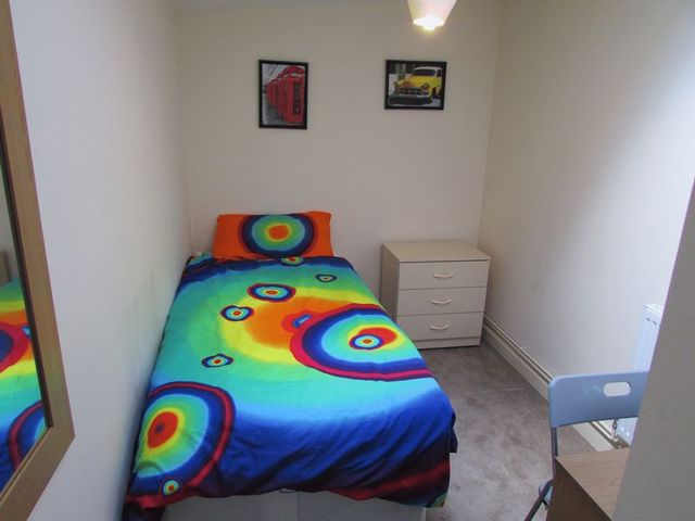  Image of 1 bedroom Semi-Detached house to rent in Rosemary Avenue Worcester WR2 at Rosemary Avenue  Worcester, WR2 5HE