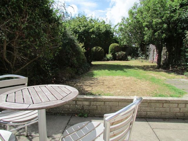  Image of 1 bedroom Semi-Detached house to rent in Rosemary Avenue Worcester WR2 at Rosemary Avenue  Worcester, WR2 5HE
