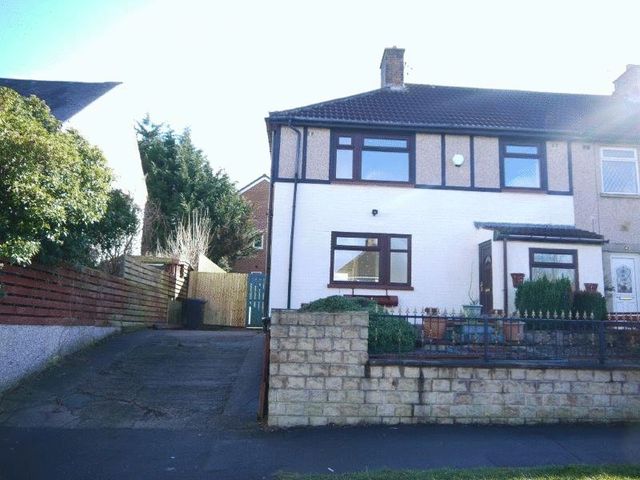  Image of 3 bedroom Semi-Detached house to rent in Rowlestone Rise Greengates Bradford BD10 at Rowlestone Rise Greengates Bradford, BD10 0DS