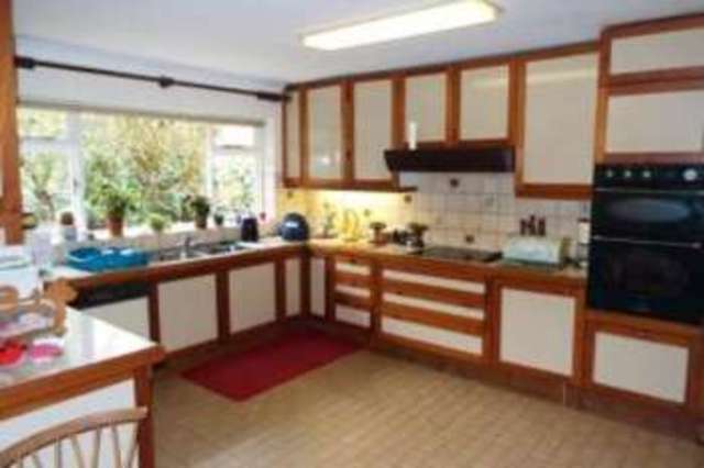  Image of 4 bedroom Bungalow for sale in Cox Green Rudgwick Horsham RH12 at Rudgwick Horsham Rudgwick, RH12 3DE