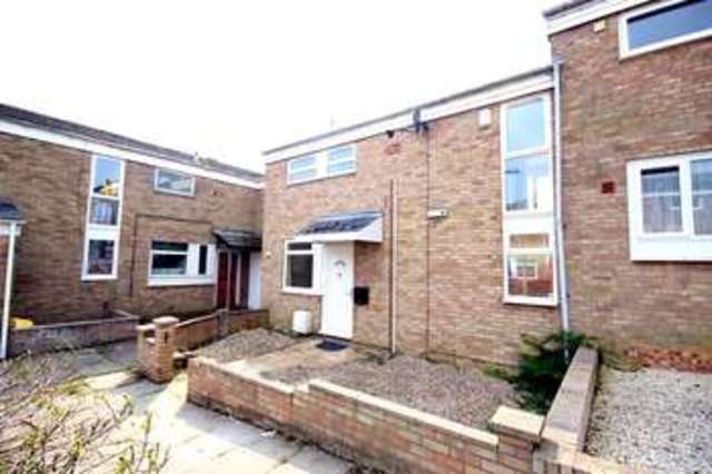  Image of 3 bedroom Terraced house for sale in Rydal Mount Wellingborough NN8 at Rydal Mount  Wellingborough, NN8 3DZ