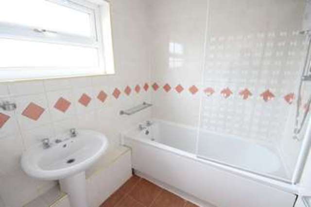  Image of 3 bedroom Terraced house for sale in Rydal Mount Wellingborough NN8 at Rydal Mount  Wellingborough, NN8 3DZ