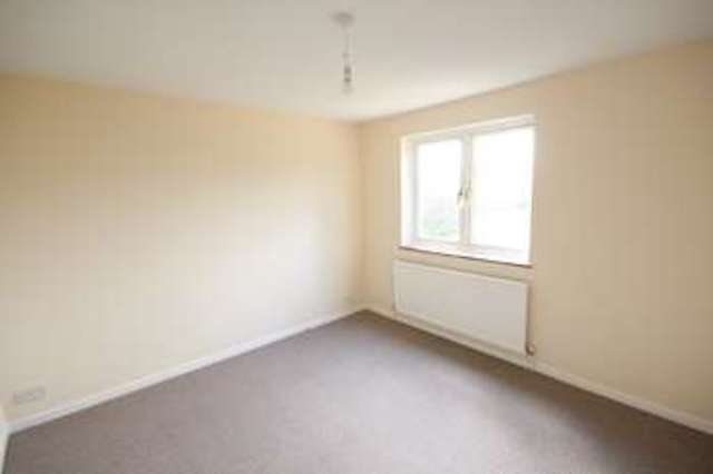  Image of 3 bedroom Terraced house for sale in Rydal Mount Wellingborough NN8 at Rydal Mount  Wellingborough, NN8 3DZ