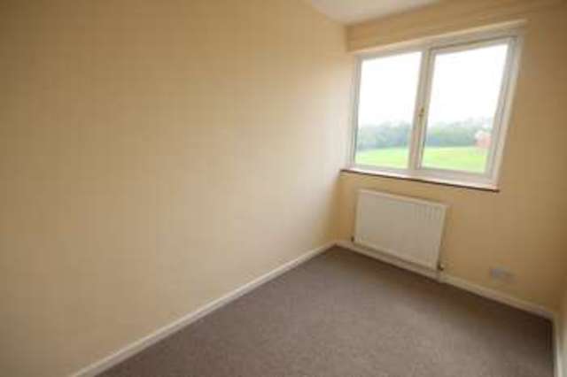  Image of 3 bedroom Terraced house for sale in Rydal Mount Wellingborough NN8 at Rydal Mount  Wellingborough, NN8 3DZ