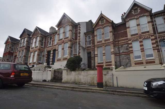  Image of 1 bedroom Semi-Detached house to rent in Salcombe Road Plymouth PL4 at Salcombe Road  Plymouth, PL4 7NF