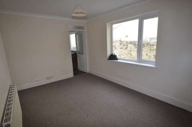  Image of 1 bedroom Semi-Detached house to rent in Salcombe Road Plymouth PL4 at Salcombe Road  Plymouth, PL4 7NF