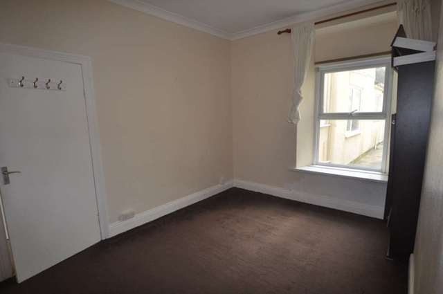  Image of 1 bedroom Semi-Detached house to rent in Salcombe Road Plymouth PL4 at Salcombe Road  Plymouth, PL4 7NF