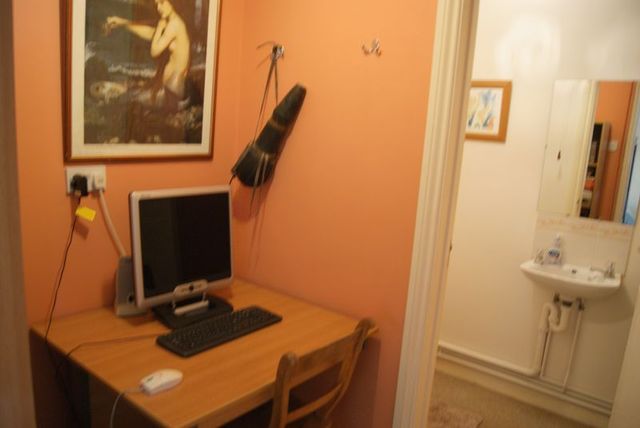  Image of 2 bedroom Property for sale in Sandringham Close Evesham WR11 at Sandringham Close  Evesham, WR11 4QW
