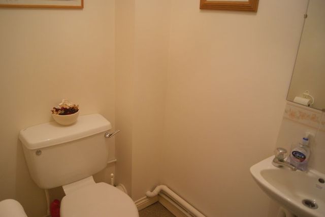  Image of 2 bedroom Property for sale in Sandringham Close Evesham WR11 at Sandringham Close  Evesham, WR11 4QW