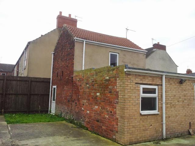  Image of 1 bedroom Detached house for sale in Sandringham Street Hull HU3 at west hull  hull, HU3 6EA