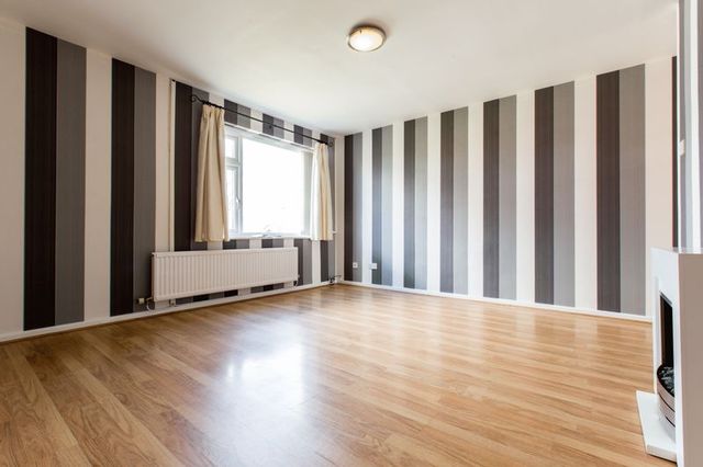  Image of 1 bedroom Flat to rent in Sandstone Road Wigan WN3 at Sandstone Road Winstanley Wigan, WN3 6TW