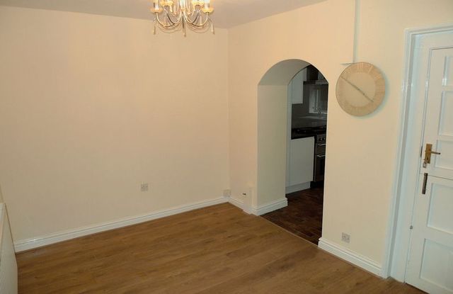  Image of 2 bedroom Cottage to rent in School Street Bromley Cross Bolton BL7 at School Street  Bromley Cross, BL7 9DH