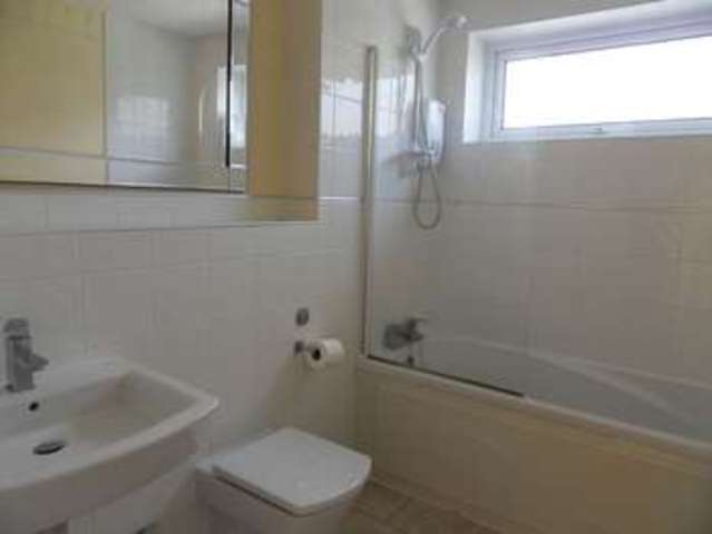 Image of 2 bedroom Flat for sale in Seabrook Road Hythe CT21 at Seabrook Road  Hythe, CT21 5QR