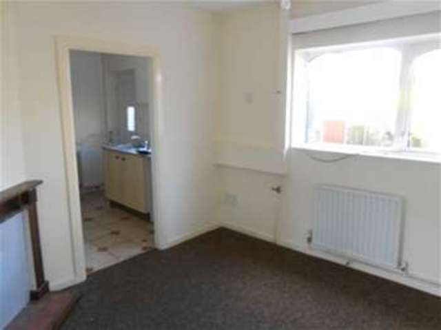  Image of 3 bedroom Terraced house to rent in Selby Way Walsall WS3 at Bloxwich, WS3 2RS