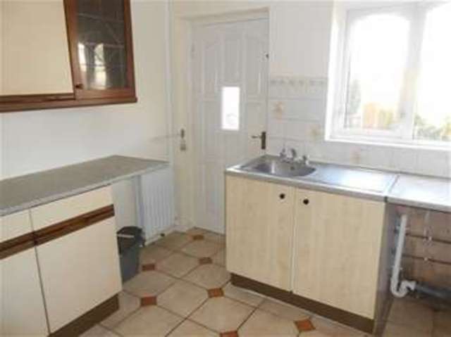  Image of 3 bedroom Terraced house to rent in Selby Way Walsall WS3 at Bloxwich, WS3 2RS