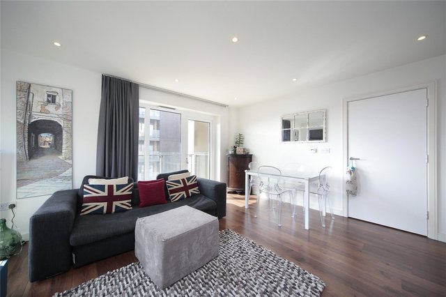 Image of 2 bedroom Flat to rent in Enterprise Way London SW18 at Osiers Development 19 Enterprise Way Wandsworth Town, SW18 1GD