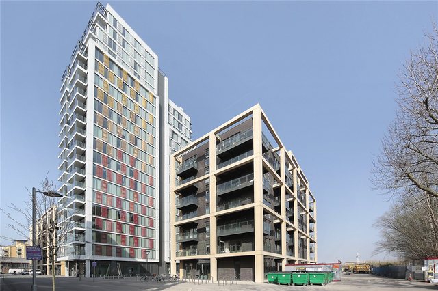  Image of 2 bedroom Flat to rent in Enterprise Way London SW18 at Osiers Development 19 Enterprise Way Wandsworth Town, SW18 1GD