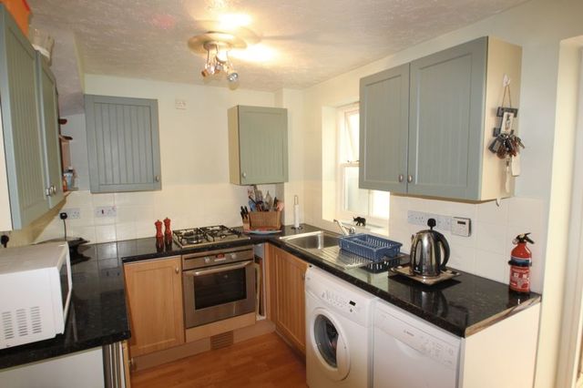  Image of 2 bedroom Terraced house to rent in Severn Road Maidenbower Crawley RH10 at Severn Road Maidenbower Crawley, RH10 7ZF