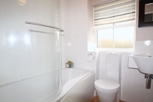  Image of 2 bedroom Terraced house to rent in Severn Road Maidenbower Crawley RH10 at Severn Road Maidenbower Crawley, RH10 7ZF