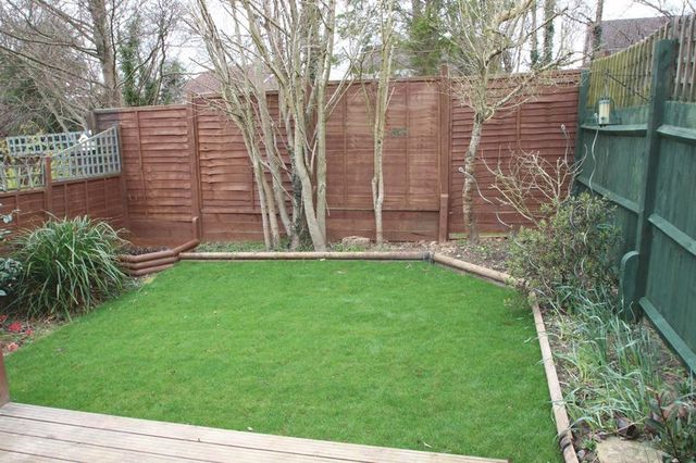  Image of 2 bedroom Terraced house to rent in Severn Road Maidenbower Crawley RH10 at Severn Road Maidenbower Crawley, RH10 7ZF