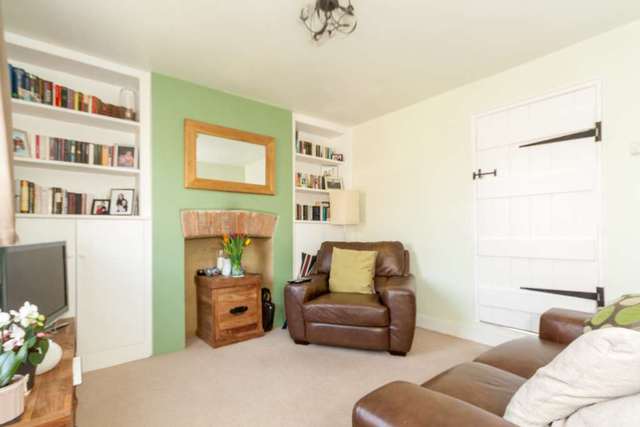  Image of 2 bedroom Detached house for sale in Seymour Road Northchurch Berkhamsted HP4 at Seymour Road Northchurch Berkhamsted, HP4 3RQ