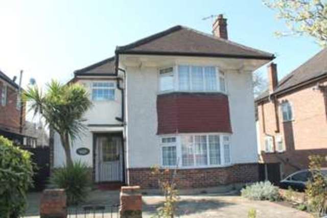  Image of 3 bedroom Detached house for sale in Shaftesbury Avenue South Harrow Harrow HA2 at Shaftesbury Avenue  Harrow, HA2 0NZ