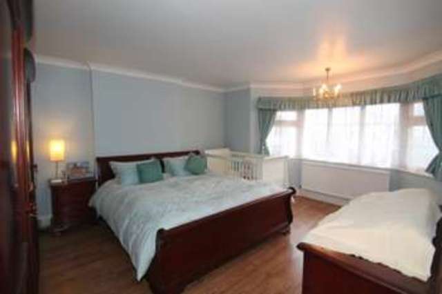 Image of 3 bedroom Detached house for sale in Shaftesbury Avenue South Harrow Harrow HA2 at Shaftesbury Avenue  Harrow, HA2 0NZ