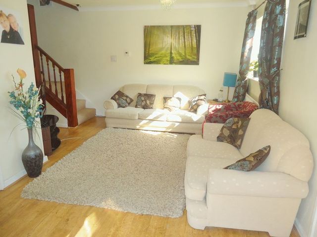  Image of 2 bedroom Terraced house for sale in Sherwood Place Hemel Hempstead HP2 at Sherwood Place  Hemel Hempstead, HP2 6PS