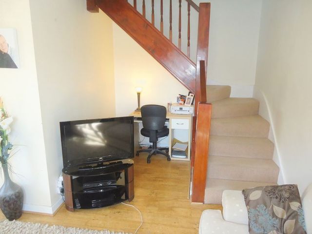  Image of 2 bedroom Terraced house for sale in Sherwood Place Hemel Hempstead HP2 at Sherwood Place  Hemel Hempstead, HP2 6PS