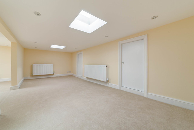  Image of 4 bedroom Apartment to rent in Shirland Road London W9 at Shirland Road Maida Vale London, W9 2EL