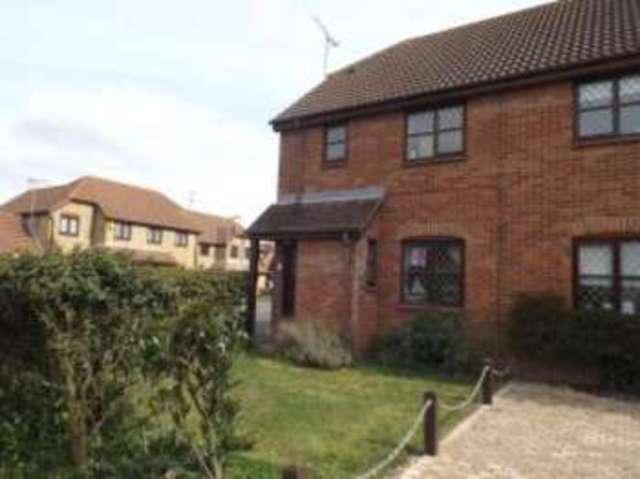  Image of 3 bedroom Semi-Detached house for sale in Shillingstone Shoeburyness Southend-on-Sea SS3 at Shoeburyness Southend-on-Sea North Shoebury, SS3 8BY