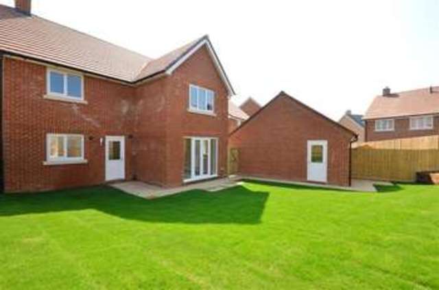  Image of 4 bedroom Detached house for sale in Skylark Avenue Emsworth PO10 at Emsworth Hampshire Emsworth, PO10 7GB