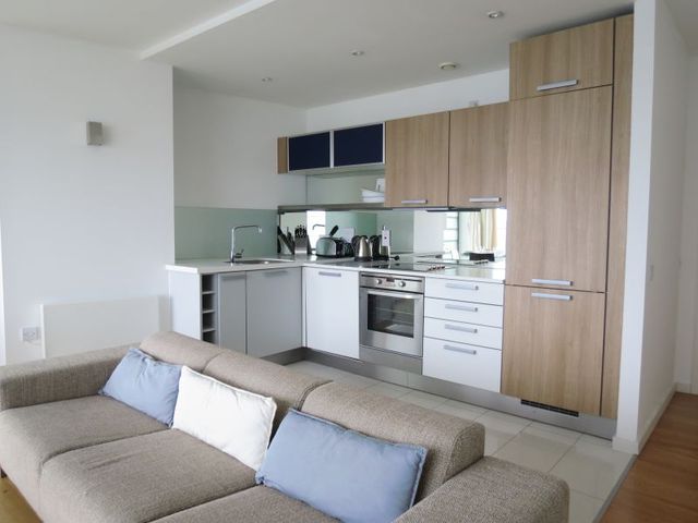  Image of 2 bedroom Apartment to rent in Goulden Street Manchester M4 at 49 Goulden Street  Manchester City, M4 5EH