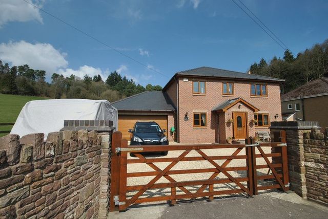  Image of 4 bedroom Detached house for sale in Upper Soudley Upper Soudley Cinderford GL14 at Upper Soudley Upper Soudley, GL14 2TY