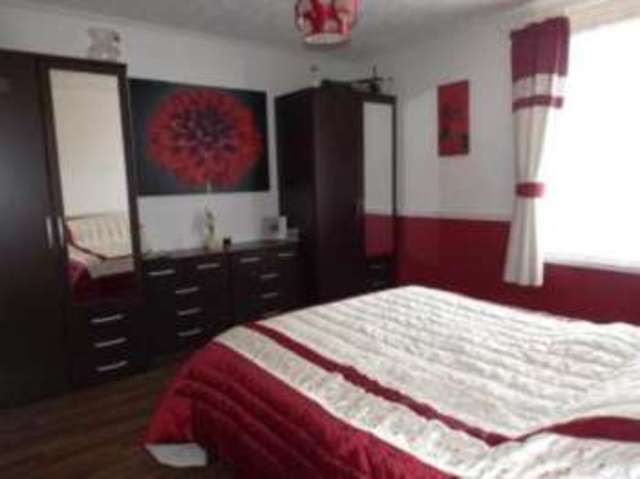  Image of 2 bedroom Terraced house for sale in Ludlow Road Southampton SO19 at Southampton Hampshire Itchen, SO19 2ES