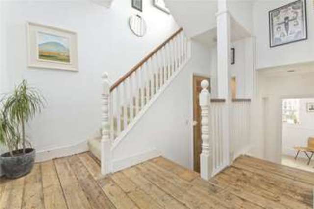  Image of 3 bedroom Maisonette for sale in Southborough Road London E9 at South Hackney London Victoria Park, E9 7EE