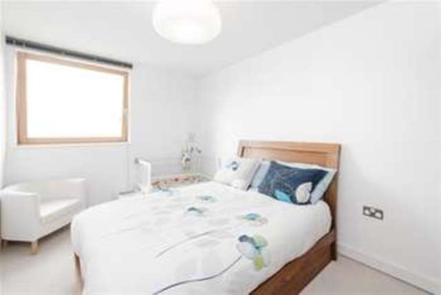  Image of 1 bedroom Flat to rent in Southern Row London W10 at London, W10 5AG