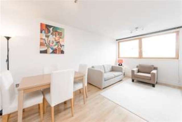  Image of 1 bedroom Flat to rent in Southern Row London W10 at London, W10 5AG
