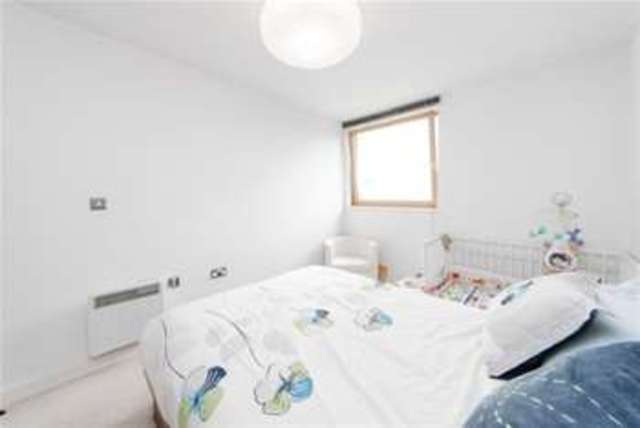  Image of 1 bedroom Flat to rent in Southern Row London W10 at London, W10 5AG