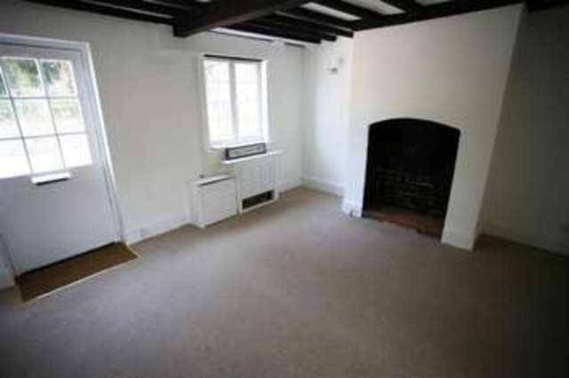  Image of 2 bedroom Cottage for sale in Southgate Devizes SN10 at DEVIZES SN10 DEVIZES, SN10 5BY