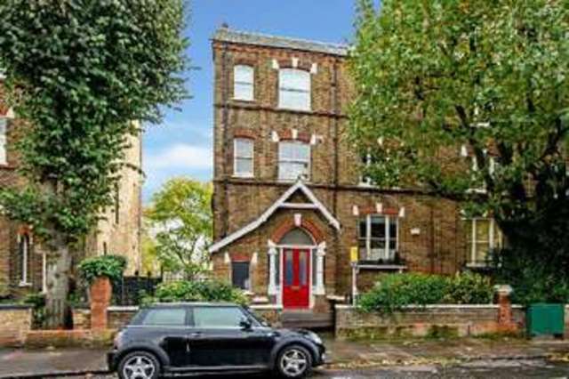  Image of 1 bedroom Flat for sale in Southwood Lane London N6 at Southwood Lane  Highgate, N6 5DY
