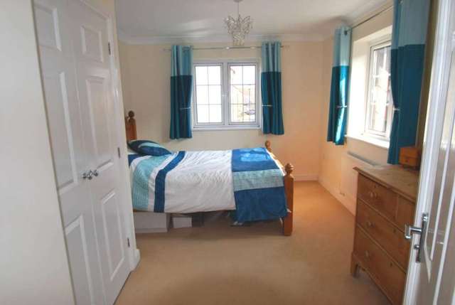  Image of 4 bedroom Semi-Detached house to rent in Sovereign Place Wallingford OX10 at Sovereign Place  Wallingford, OX10 9GF