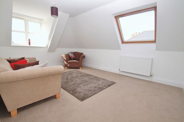  Image of 3 bedroom Flat to rent in St. Albans Road Bournemouth BH8 at St. Albans Road  Bournemouth, BH8 9EP