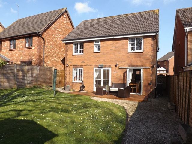  Image of 4 bedroom Detached house for sale in Southey Close Blunsdon Swindon SN25 at Southey Close St.Andrews Ridge Swindon, SN25 4WF