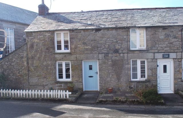  Image of 2 bedroom Cottage to rent in St. Breward Bodmin PL30 at The Row St Breward Bodmin, PL30 4LN
