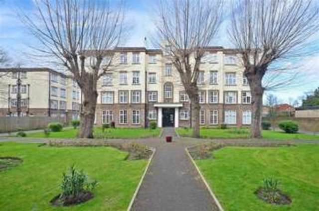  Image of 2 bedroom Flat for sale in St. James