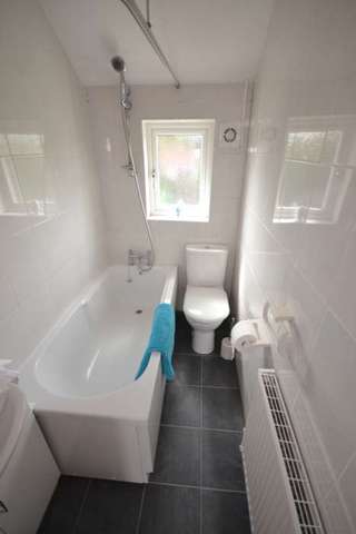  Image of 1 bedroom House Share to rent in St. Johns Road Caversham Reading RG4 at St Johns Road Caversham Reading, RG4 5AN